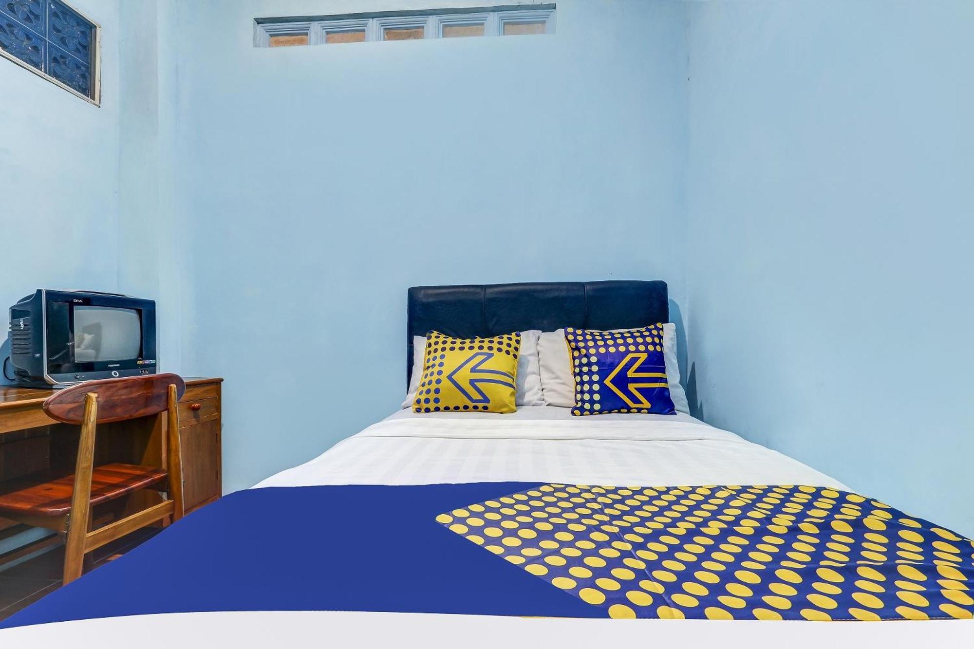 Spot On 90744 Alika Homestay Demak Eksteriør bilde